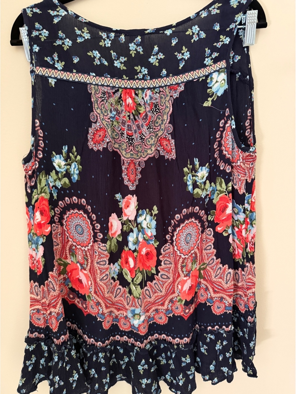 100% Rayon, Bila, M, embroidered - Picture 6 of 7